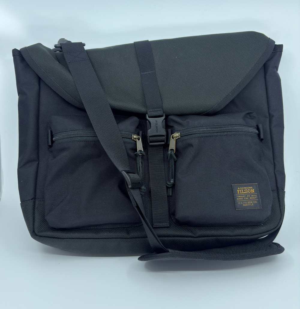 Filson Surveyor Messenger Bag Black Crossbody Cordura Nylon Work Travel Laptop